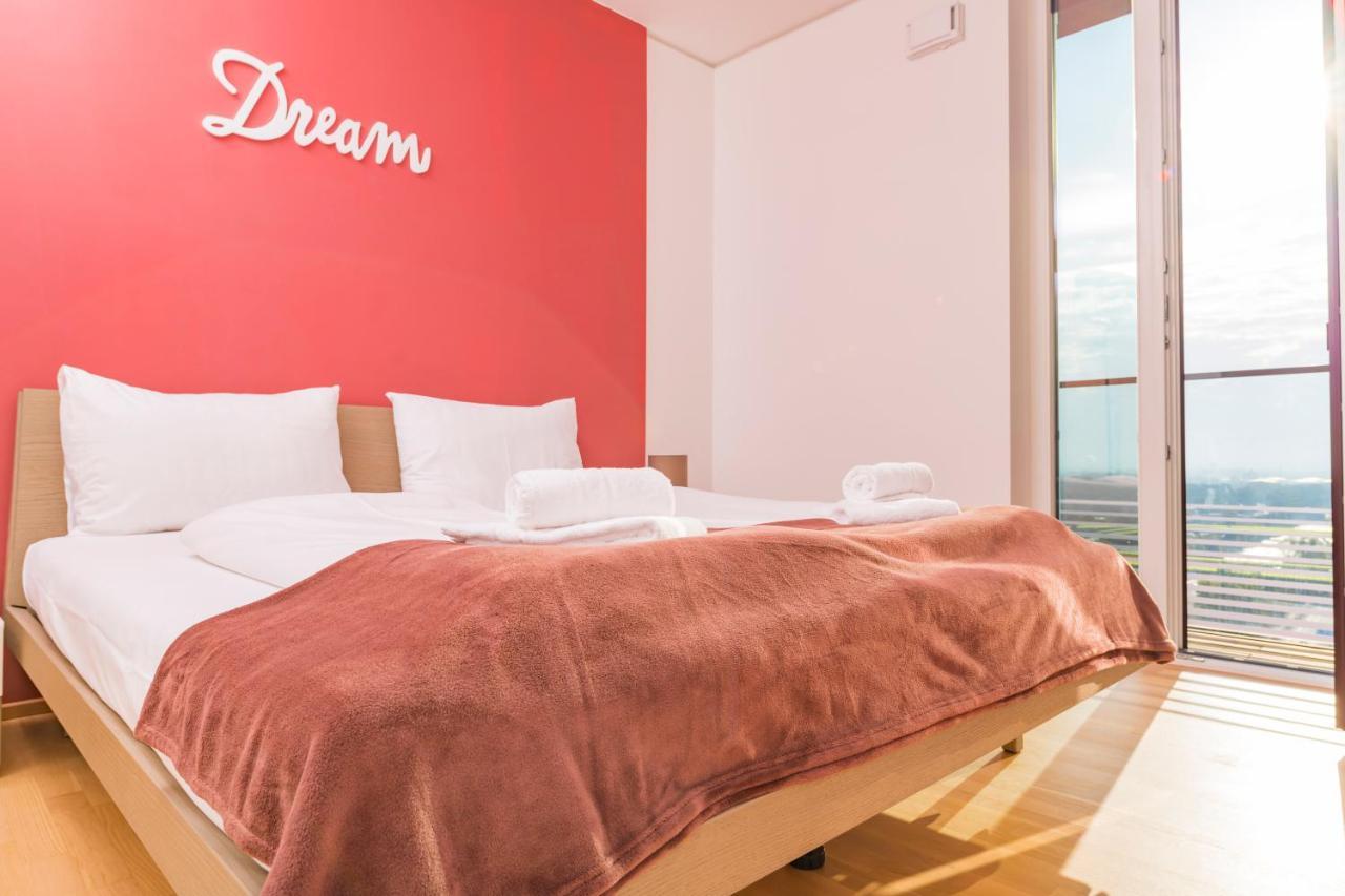 Triiiple Tower Dream Apartments With Rooftop-Summer-Pool Vídeň Exteriér fotografie