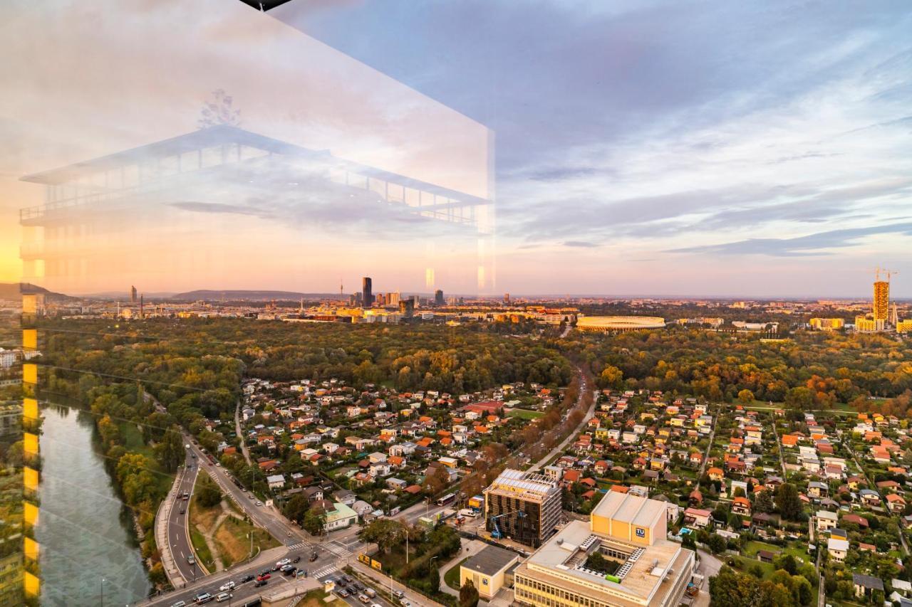 Triiiple Tower Dream Apartments With Rooftop-Summer-Pool Vídeň Exteriér fotografie